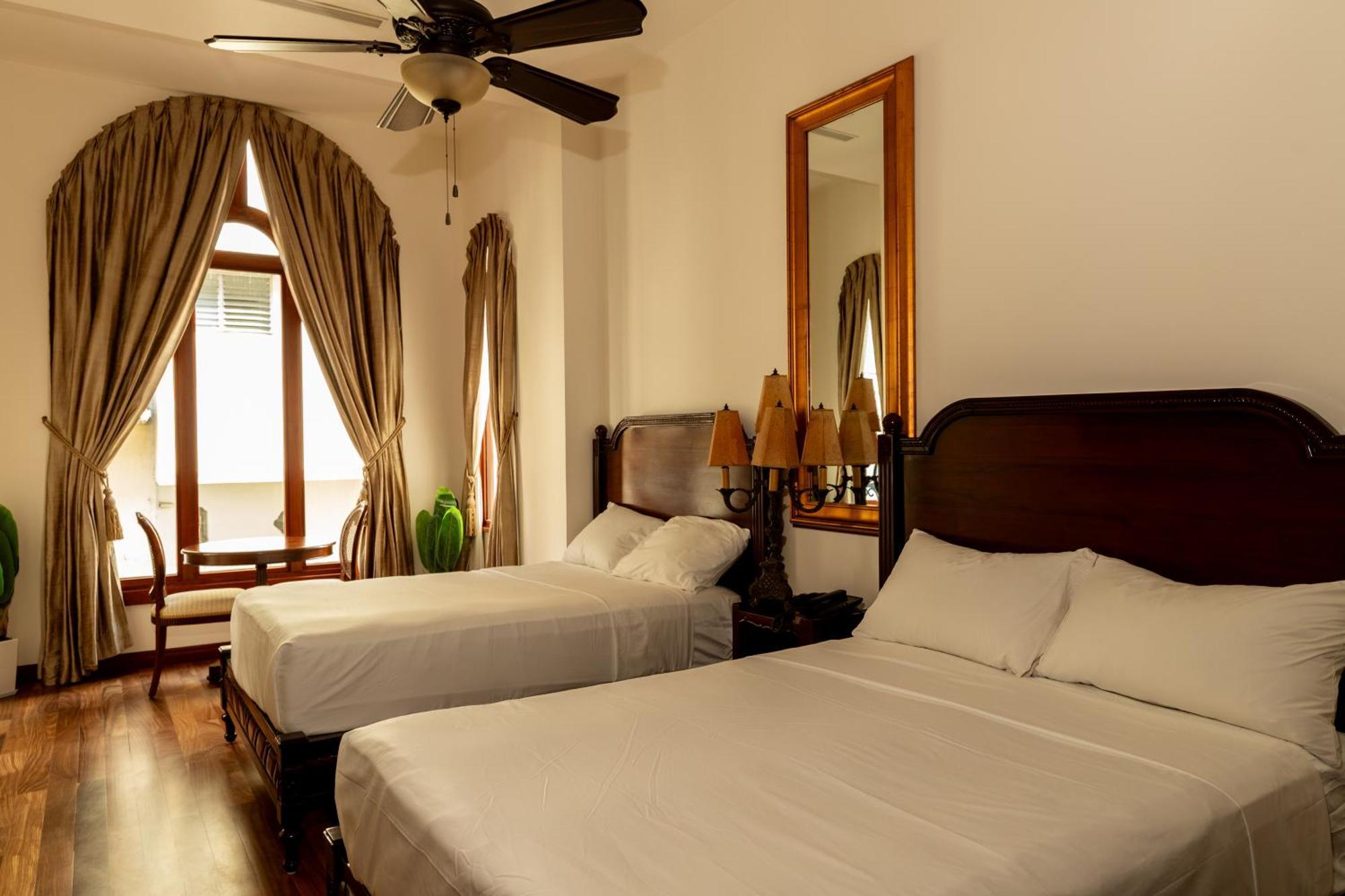 Hotel Plaza Herrera Панама Экстерьер фото
