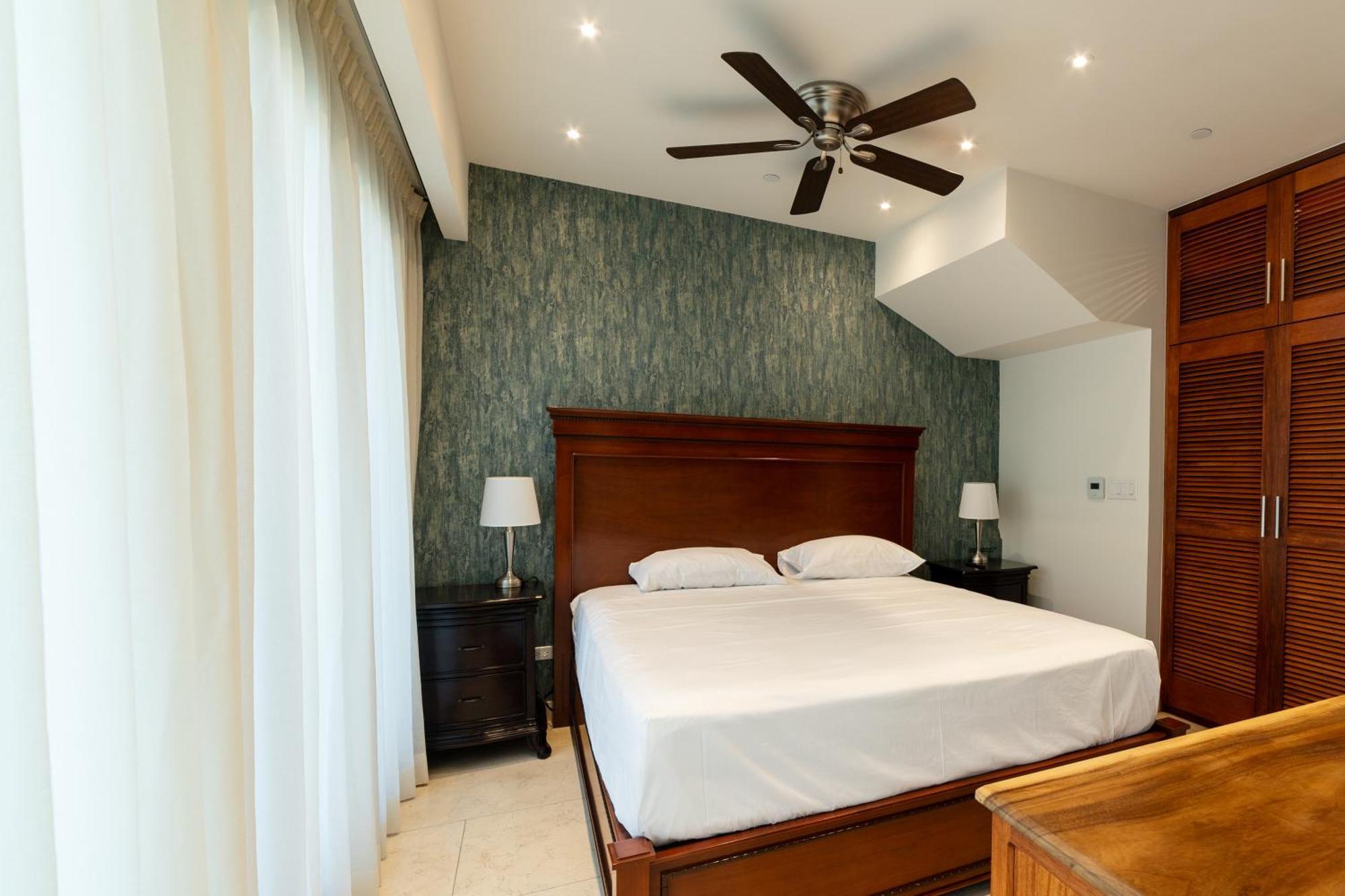 Hotel Plaza Herrera Панама Экстерьер фото