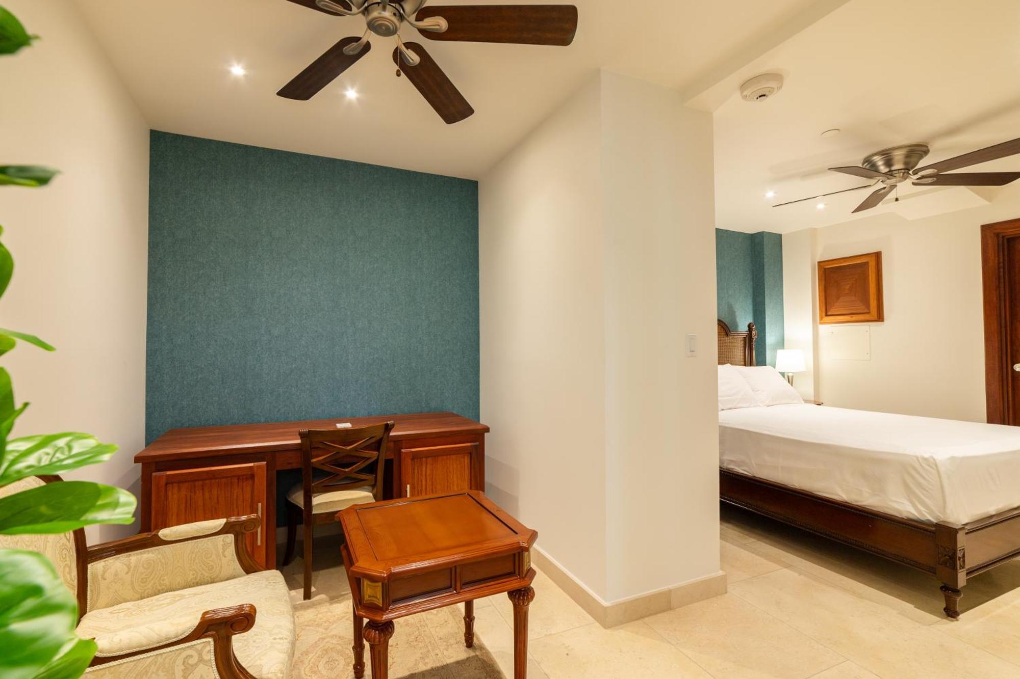Hotel Plaza Herrera Панама Экстерьер фото