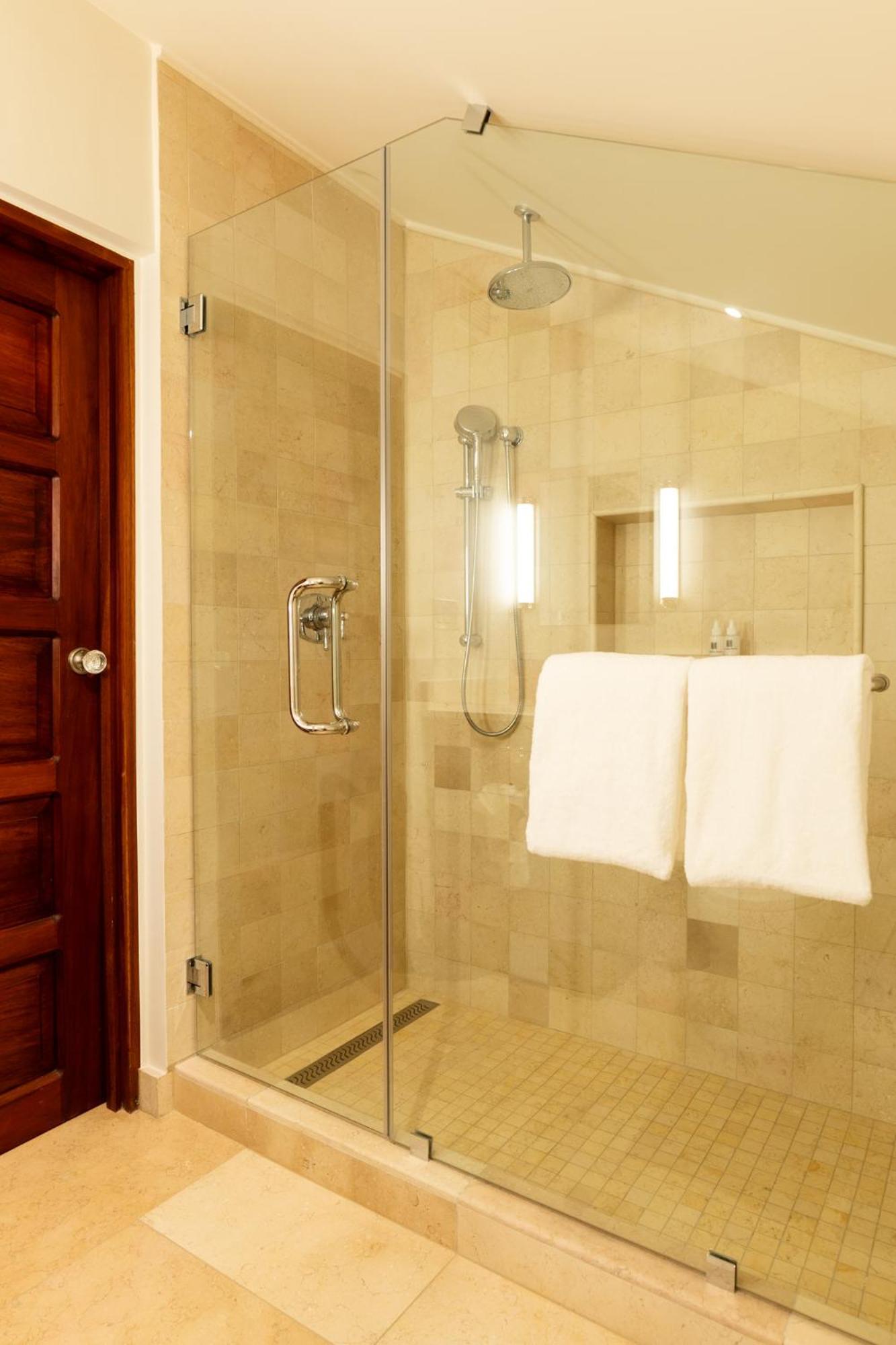 Hotel Plaza Herrera Панама Экстерьер фото