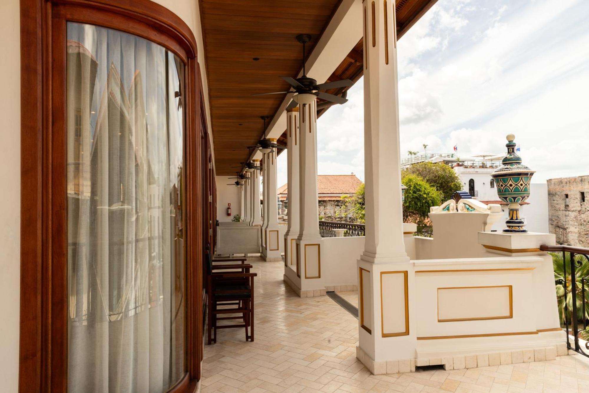 Hotel Plaza Herrera Панама Экстерьер фото