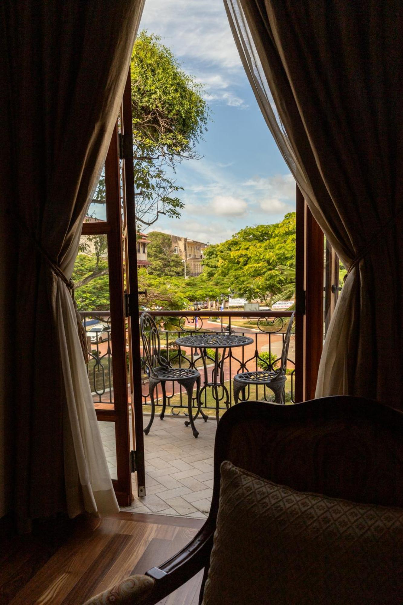 Hotel Plaza Herrera Панама Экстерьер фото